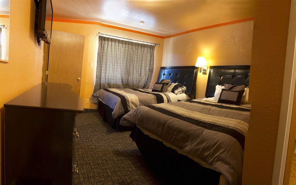 Capitol Inn & Suites Пирр Экстерьер фото