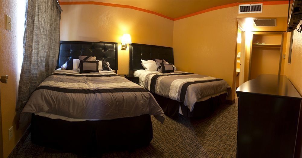 Capitol Inn & Suites Пирр Экстерьер фото
